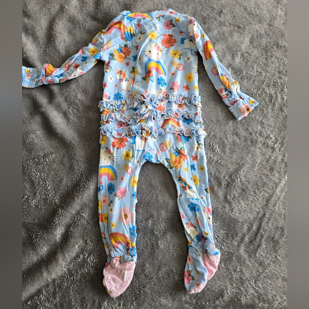 Posh Peanut Hello Kitty Springtime Ruffle Footie - Picture 2 of 3